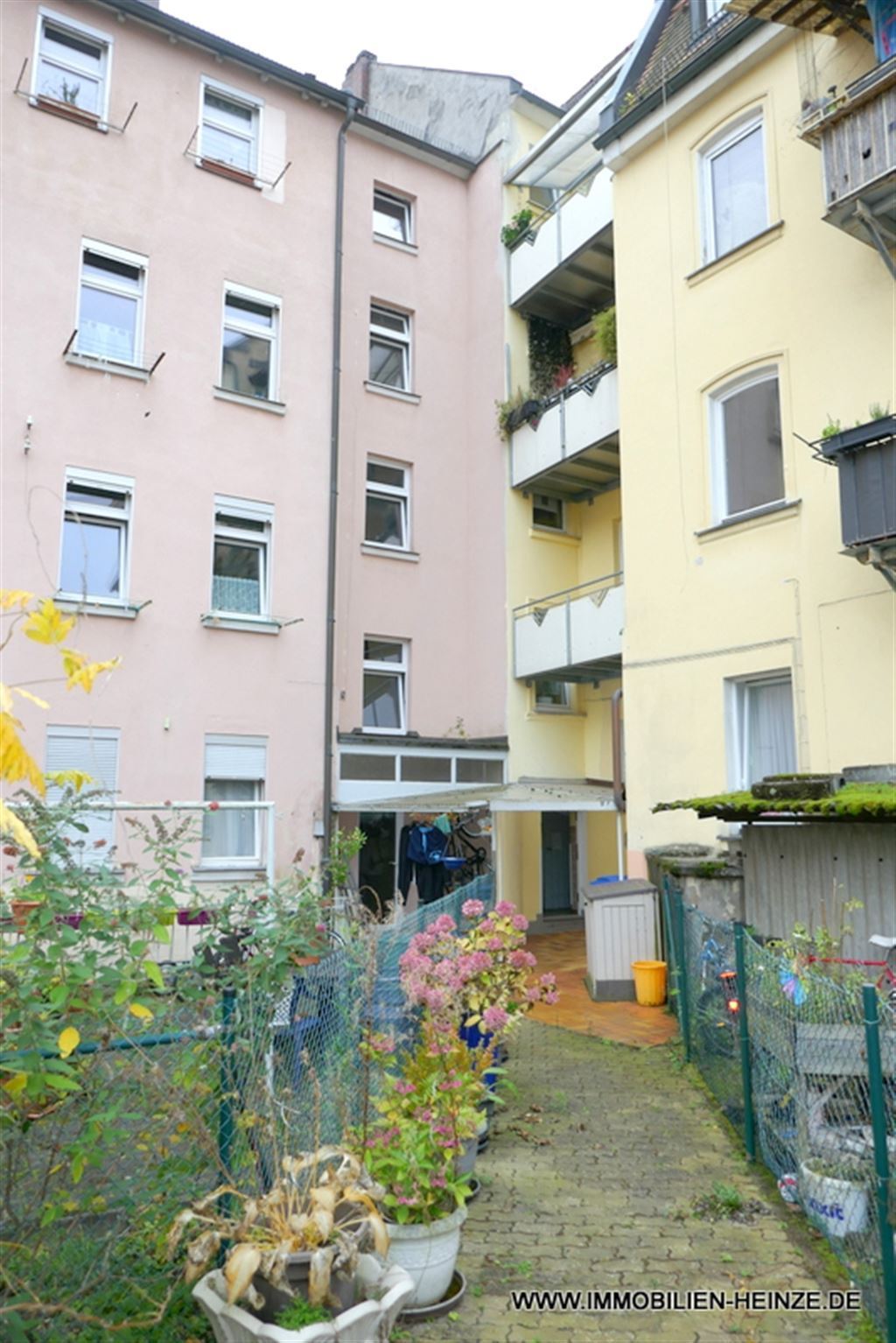 Hausansicht vom Innenhof