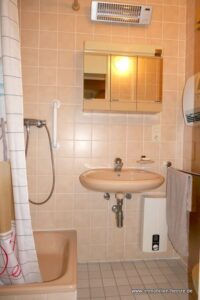 Bad mit Dusche
