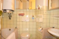 Bad mit Wanne