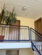 Kleine tolle Wohnung - großer Schritt ins Eigentum! Mit EBK, Stellplatz, Keller! Renoviert und Bezugsfrei! - Blick zur Wohnungseingangstür
