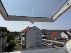 Kleine tolle Wohnung - großer Schritt ins Eigentum! Mit EBK, Stellplatz, Keller! Renoviert und Bezugsfrei! - Nette Umgebung!