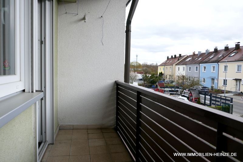 ..mit Balkon
