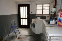 Hauswirtschaftsraum mit Kellerausgang